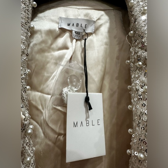 MABLE Pearl Sequin Mix Blazer - Picture 6 of 7